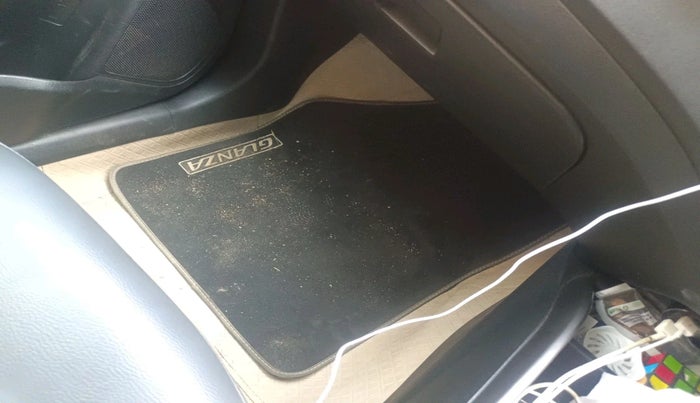 2019 Toyota Glanza V, Petrol, Manual, 51,143 km, interior