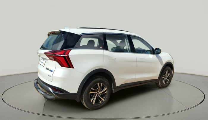2023 Mahindra XUV700 AX 5 P AT 5 STR, Petrol, Automatic, 14,482 km, exterior