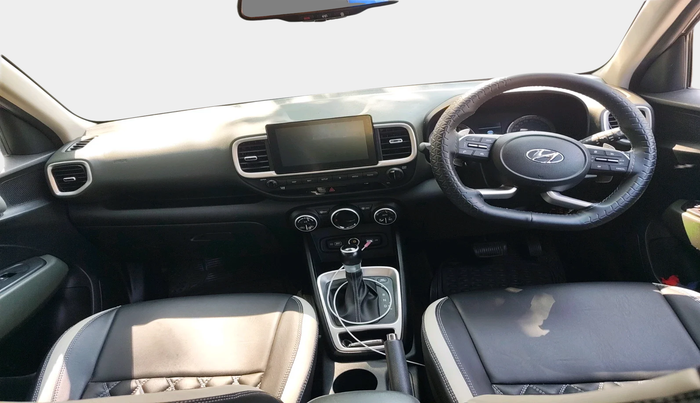 2021 Hyundai VENUE SX PLUS 1.0 TURBO DCT, Petrol, Automatic, 15,471 km, interior