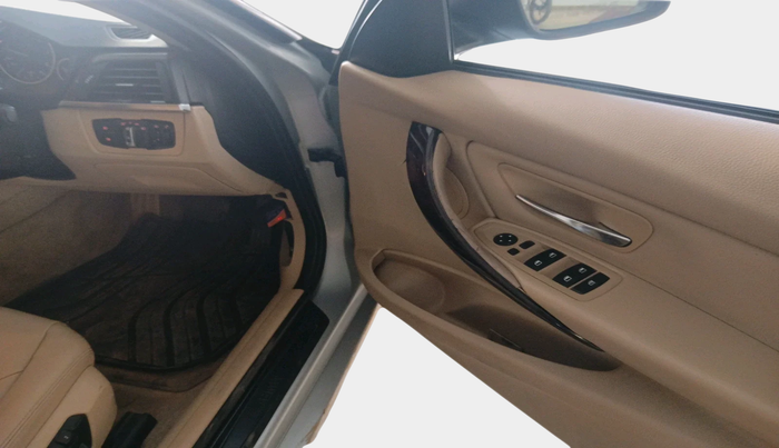 2012 BMW 3 Series 320d, Diesel, Automatic, 1,07,850 km, interior