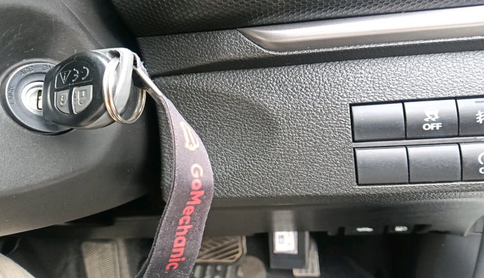 2022 Maruti BREZZA VXI AT SMART HYBRID, Petrol, Automatic, 7,638 km, interior