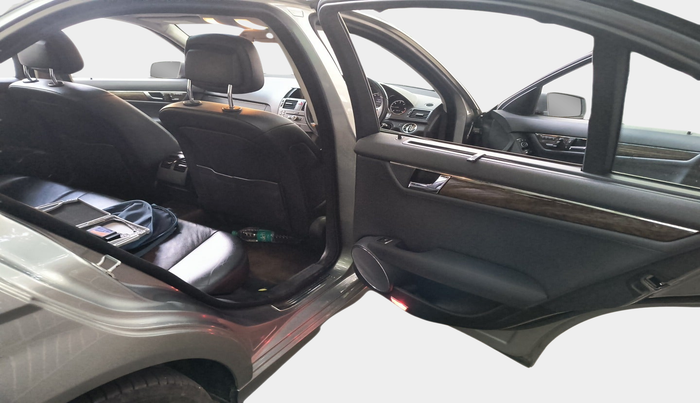2010 Mercedes Benz C Class 	250 CDI ELEGANCE AT, Diesel, Automatic, 1,29,298 km, interior