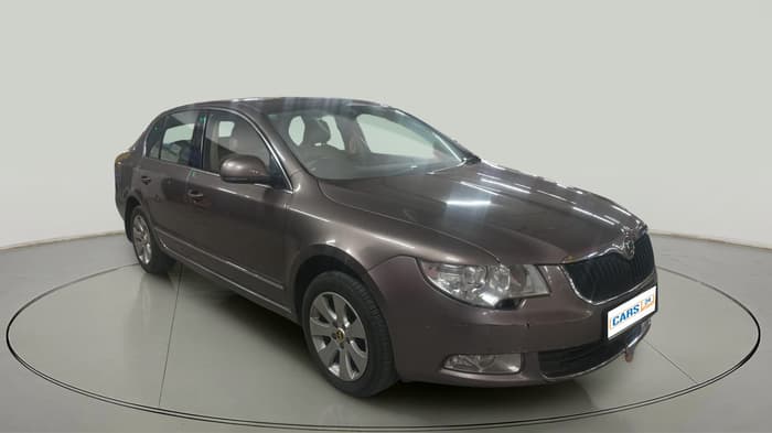 2011 Skoda Superb ELEGANCE 1.8 TSI MT, Petrol, Manual, 1,61,228 km, exterior