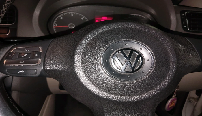 2014 Volkswagen Vento HIGHLINE DIESEL 1.6, Diesel, Manual, 80,000 km, interior