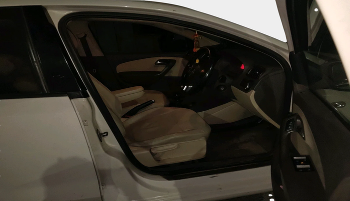 2014 Volkswagen Vento HIGHLINE DIESEL 1.6, Diesel, Manual, 80,000 km, interior