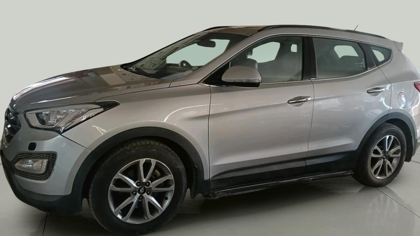 2014 Hyundai Santa Fe 4 WD AT, Diesel, Automatic, 1,31,288 km, exterior