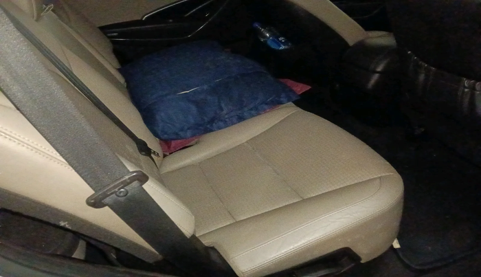 2014 Hyundai Santa Fe 4 WD AT, Diesel, Automatic, 1,31,288 km, interior