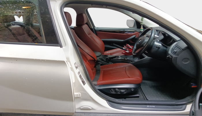 2011 BMW X1 sDrive20d, Diesel, Automatic, 51,384 km, interior