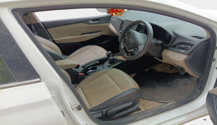 2022 Hyundai Verna SX (O) 1.5 CRDI, Diesel, Manual, 83,098 km, interior