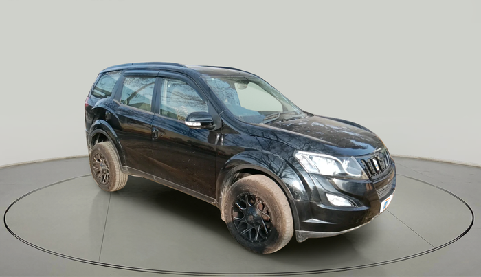 2017 Mahindra XUV500 W6, Diesel, Manual, 1,20,650 km, exterior