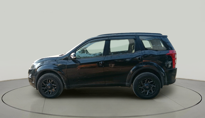 2017 Mahindra XUV500 W6, Diesel, Manual, 1,20,650 km, exterior