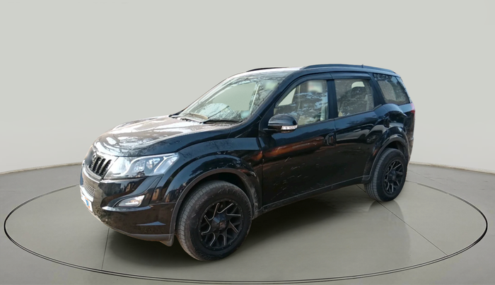 2017 Mahindra XUV500 W6, Diesel, Manual, 1,20,650 km, exterior