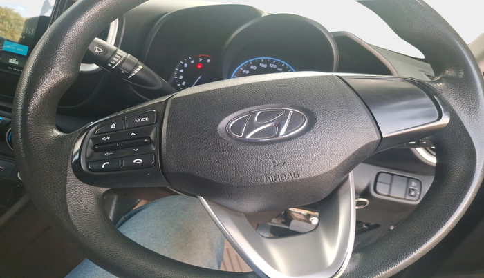 2020 Hyundai VENUE S 1.2, Petrol, Manual, 60,472 km, interior