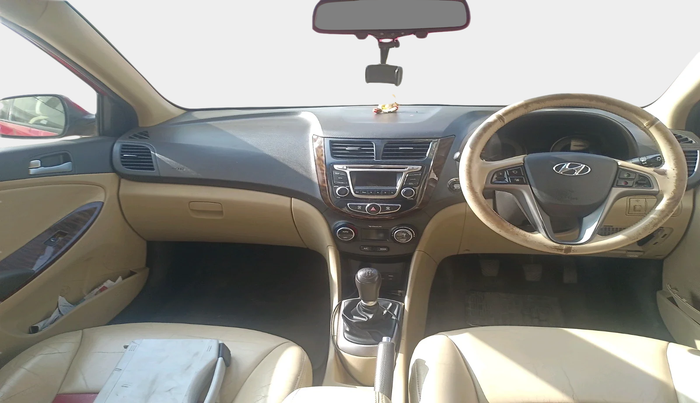 2015 Hyundai Verna FLUIDIC 4S 1.6 VTVT S(O), Petrol, Manual, 68,957 km, interior