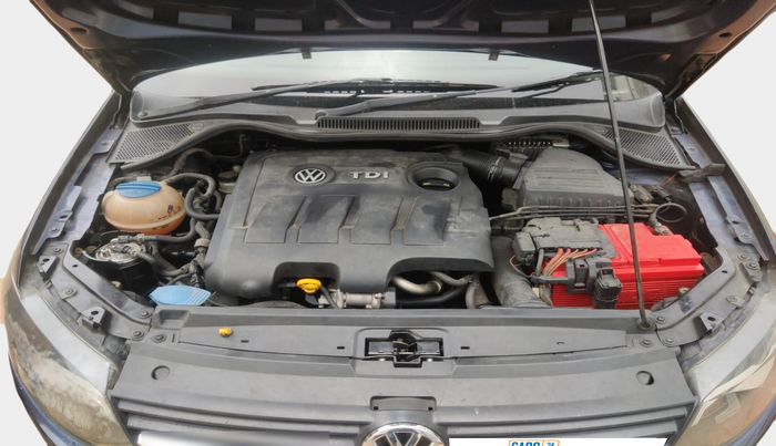 2014 Volkswagen Polo HIGHLINE1.5L, Diesel, Manual, 1,06,000 km, exterior