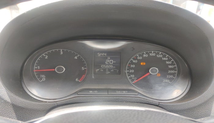 2014 Volkswagen Polo HIGHLINE1.5L, Diesel, Manual, 1,06,000 km, interior