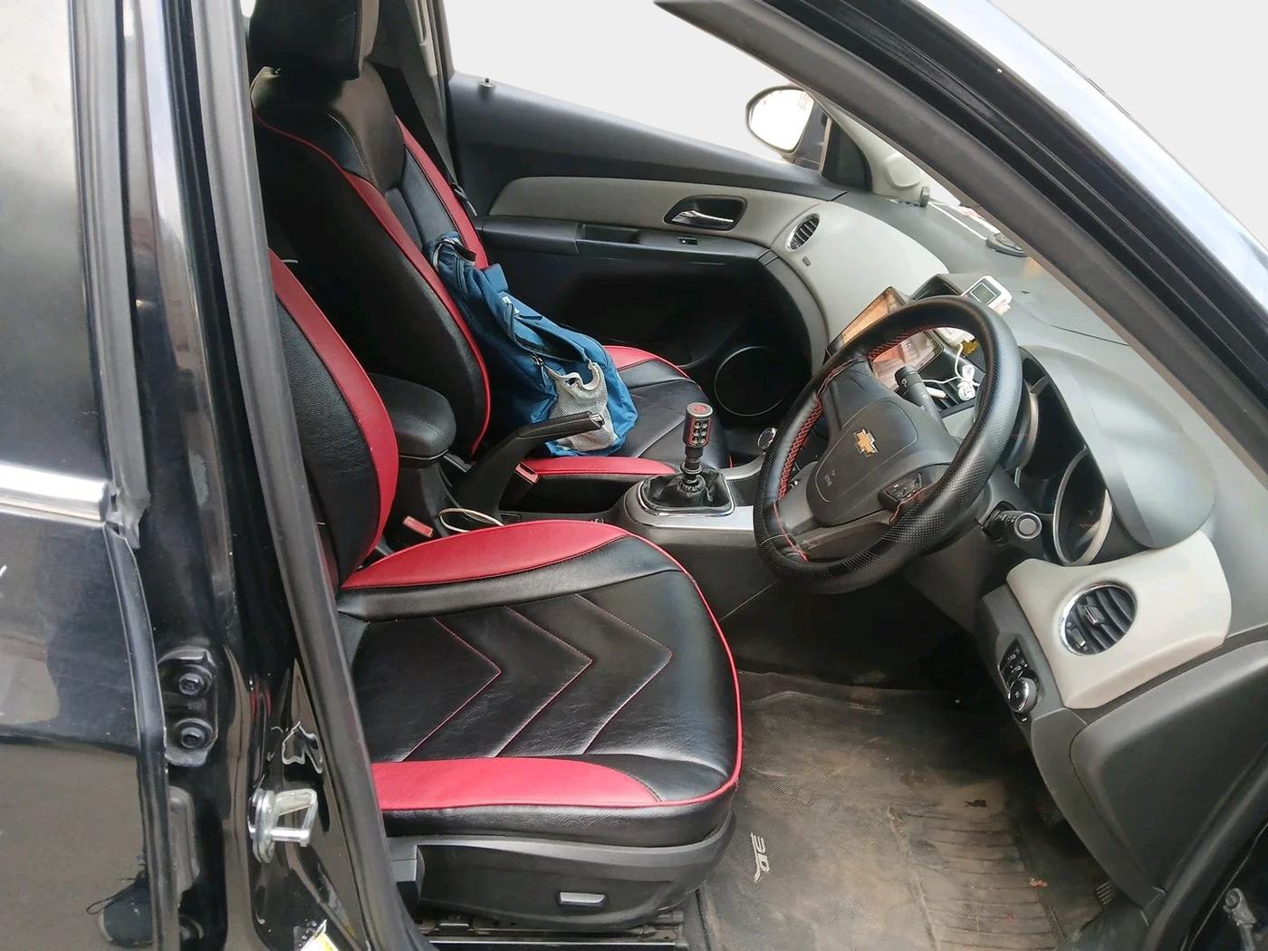 2013 Chevrolet Cruze LT, Diesel, Manual, 95,505 km, interior