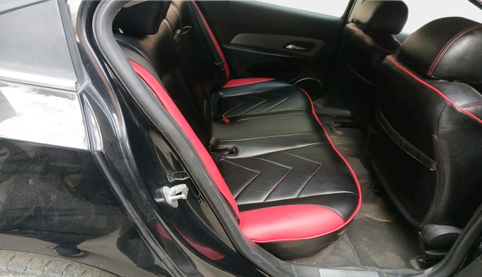 2013 Chevrolet Cruze LT, Diesel, Manual, 95,505 km, interior