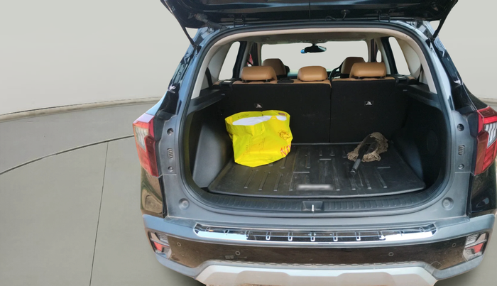 2024 KIA SELTOS HTX PLUS 1.5 IMT DIESEL, Diesel, Manual, 8,304 km, exterior