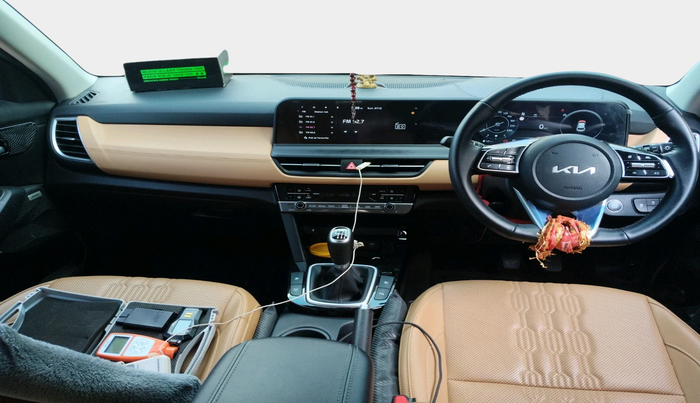 2024 KIA SELTOS HTX PLUS 1.5 IMT DIESEL, Diesel, Manual, 8,304 km, interior