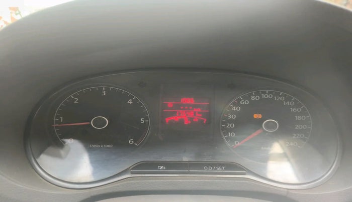 2011 Volkswagen Vento HIGHLINE DIESEL 1.6, Diesel, Manual, 1,75,481 km, interior