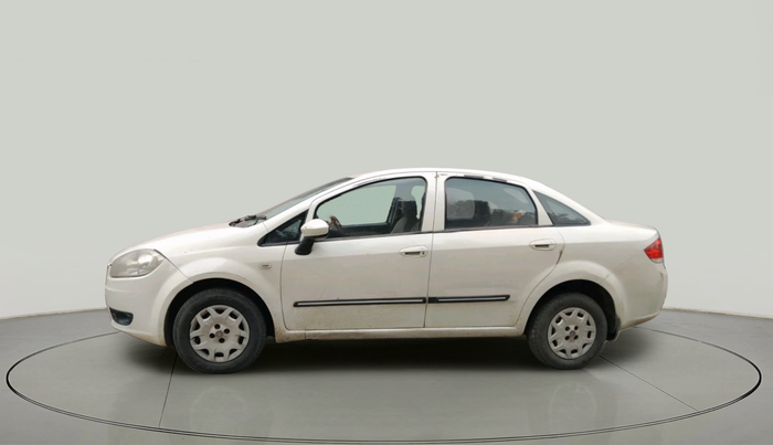 2014 Fiat Linea CLASSIC 1.3 L MULTIJET, Diesel, Manual, 1,34,782 km, exterior