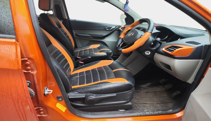 2019 Tata Tiago XZ PLUS PETROL, Petrol, Manual, 29,543 km, interior