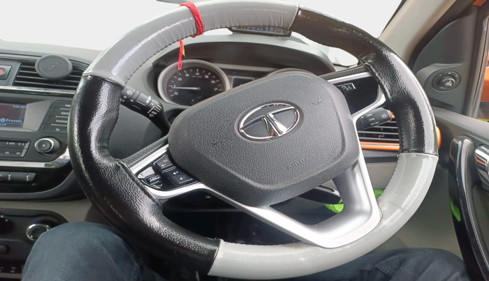 2017 Tata Tiago XZ PETROL, Petrol, Manual, 66,781 km, interior