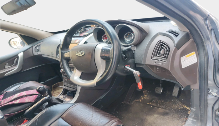2012 Mahindra XUV500 W8, Diesel, Manual, 1,68,002 km, interior