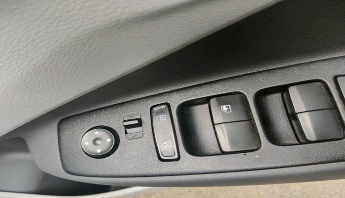 2021 Hyundai GRAND I10 NIOS MAGNA 1.2 KAPPA VTVT, Petrol, Manual, 38,115 km, interior