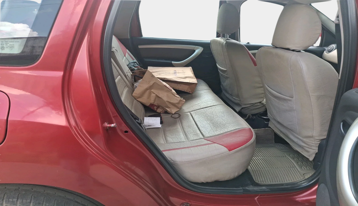 2013 Renault Duster 85 PS RXL DIESEL, Diesel, Manual, 1,05,761 km, interior