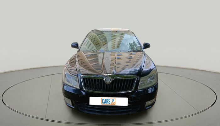2010 Skoda Laura ELEGANCE 1.9 TDI AT, Diesel, Automatic, 2,31,652 km, exterior