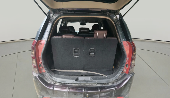 2014 Mahindra XUV500 W8, Diesel, Manual, 98,937 km, exterior