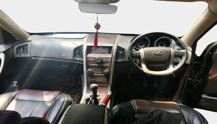 2014 Mahindra XUV500 W8, Diesel, Manual, 98,937 km, interior