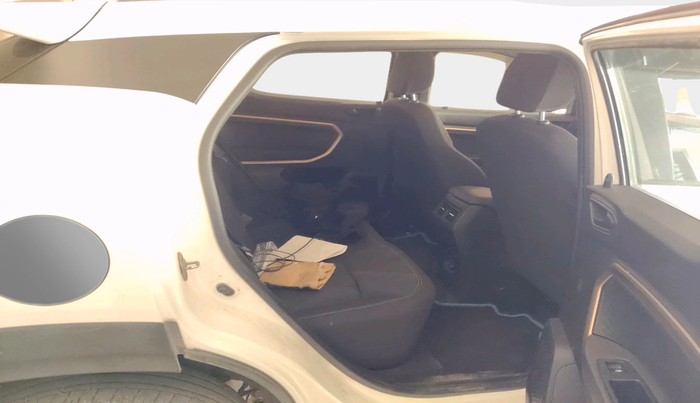 2022 Renault Kiger RXT MT, Petrol, Manual, 39,106 km, interior