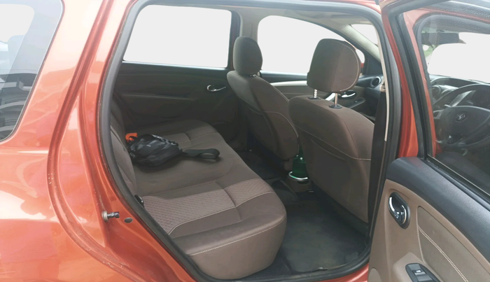 2017 Renault Duster 110 PS RXZ 4X2 AMT DIESEL, Diesel, Automatic, 89,000 km, interior