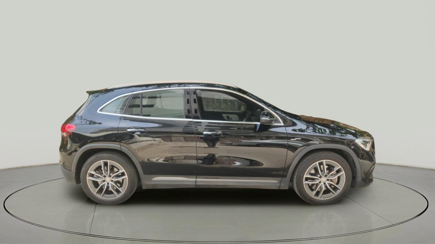 2022 Mercedes Benz GLA Class 35 AMG 4MATIC, Petrol, Automatic, 14,500 km, exterior