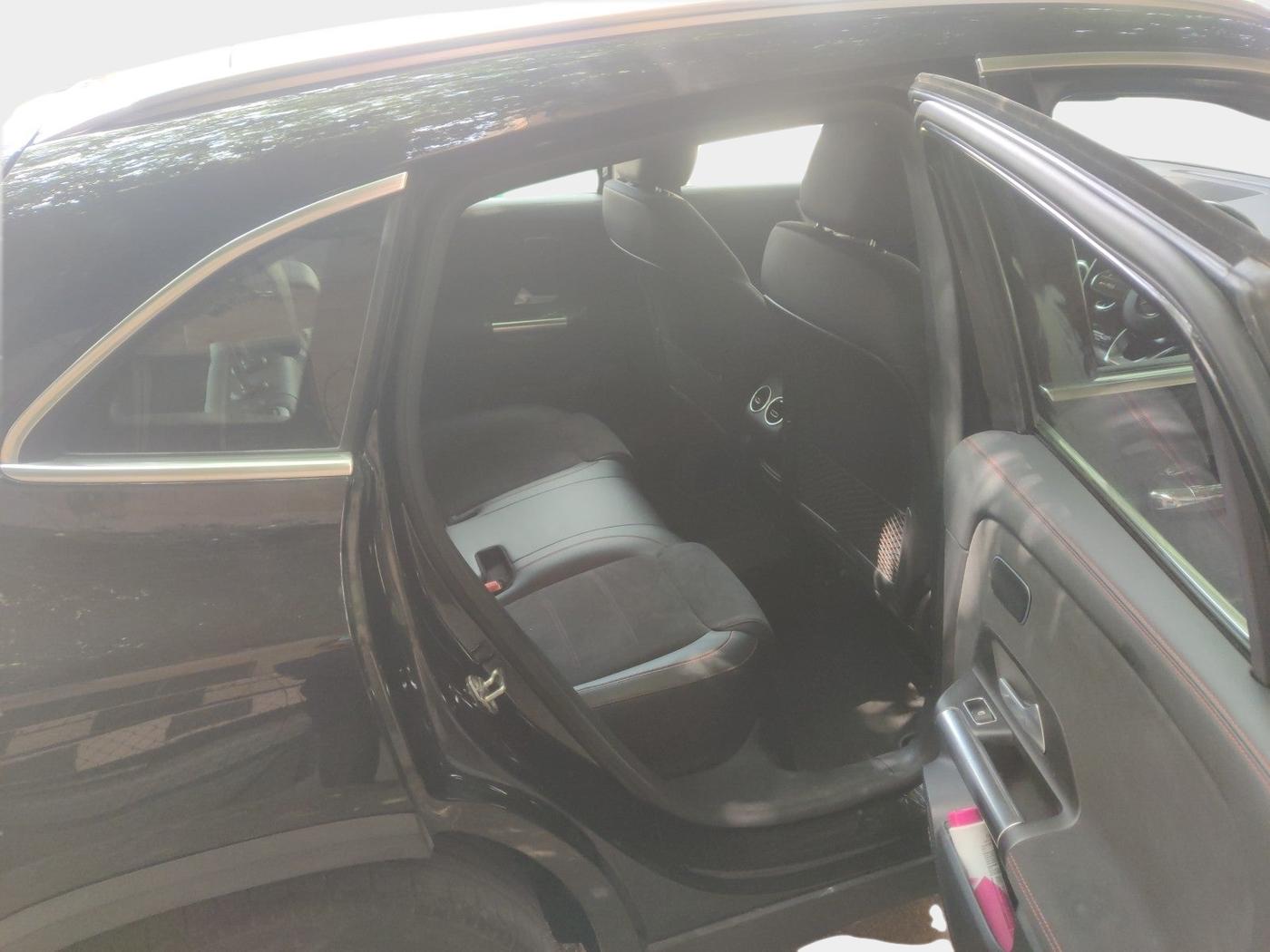 2022 Mercedes Benz GLA Class 35 AMG 4MATIC, Petrol, Automatic, 14,500 km, interior