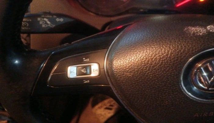 2016 Volkswagen Vento HIGHLINE 1.5 AT, Diesel, Automatic, 1,44,474 km, interior