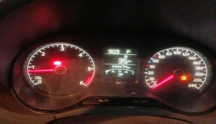 2016 Volkswagen Vento HIGHLINE 1.5 AT, Diesel, Automatic, 1,44,474 km, interior