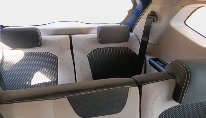 2019 Renault TRIBER RXZ, Petrol, Manual, 34,533 km, interior