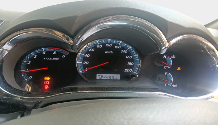 2013 Toyota Fortuner 3.0 4X2 MT, Diesel, Manual, 1,24,600 km, interior