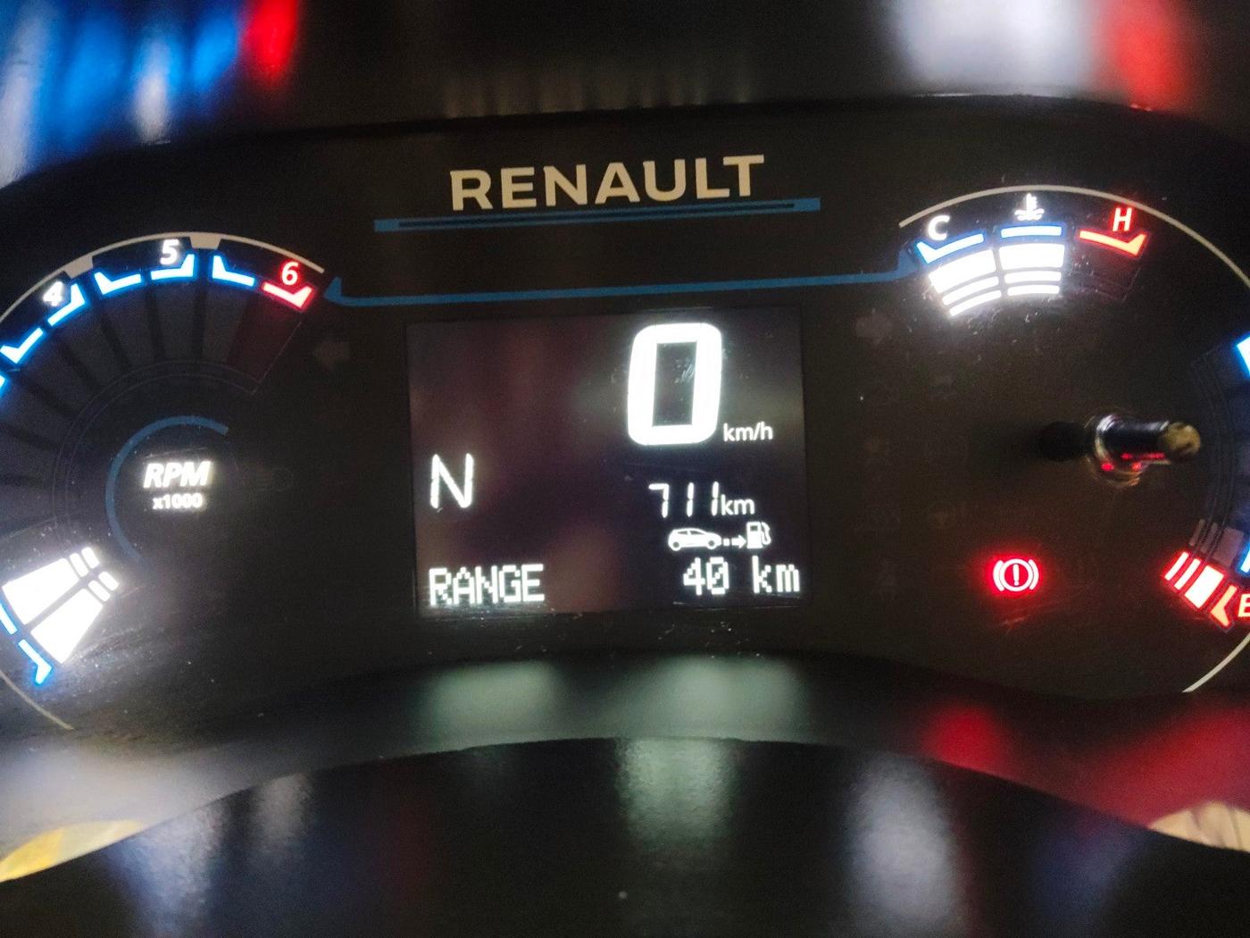 2025 Renault Kiger RXT (O) AMT, Petrol, Automatic, 3,204 km, interior