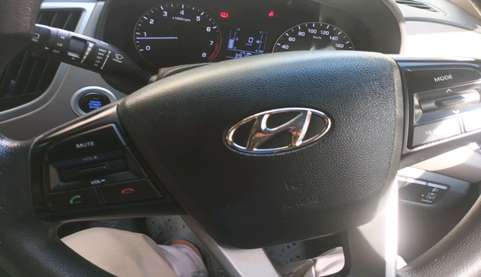 2017 Hyundai Creta SX PLUS 1.6 PETROL, Petrol, Manual, 72,487 km, interior