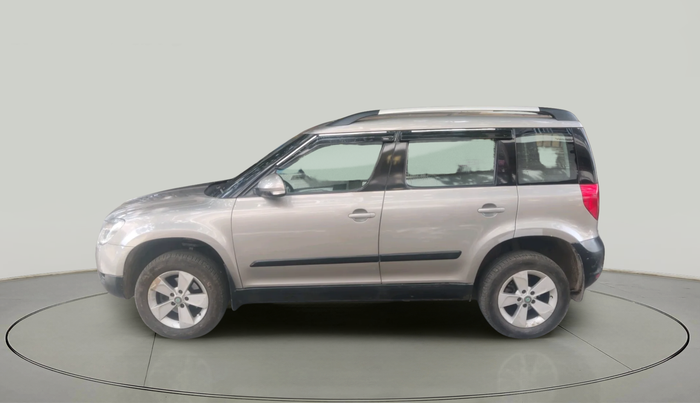 2012 Skoda Yeti ELEGANCE 2.0 TDI CR 4X4, Diesel, Manual, 1,47,758 km, exterior