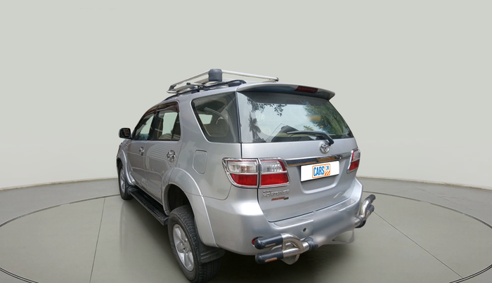 2011 Toyota Fortuner 3.0 4X4 MT, Diesel, Manual, 1,17,399 km, exterior