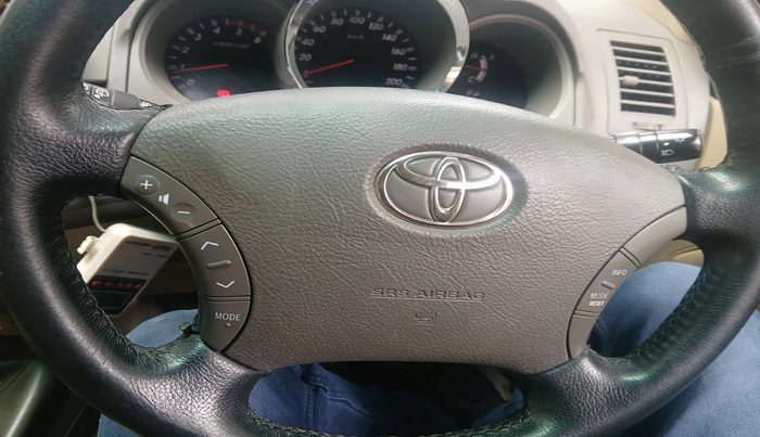 2011 Toyota Fortuner 3.0 4X4 MT, Diesel, Manual, 1,17,399 km, interior