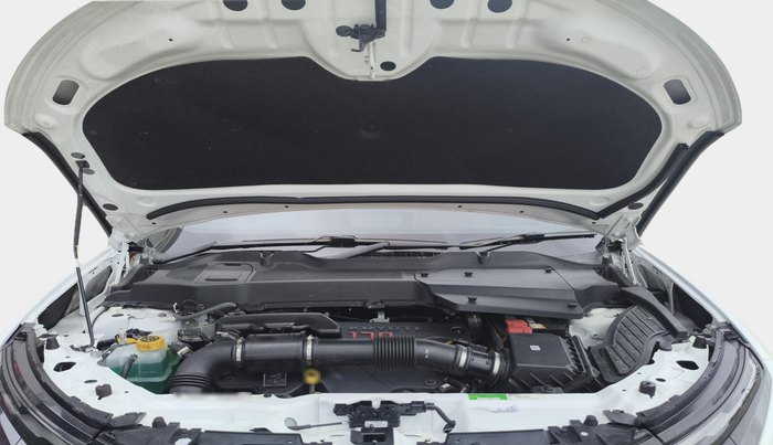 2024 Tata Safari ADVENTURE PLUS, Diesel, Manual, 9,905 km, exterior