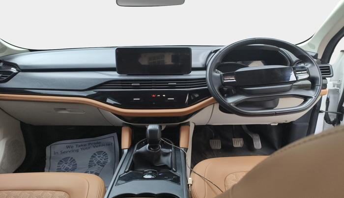 2024 Tata Safari ADVENTURE PLUS, Diesel, Manual, 9,905 km, interior