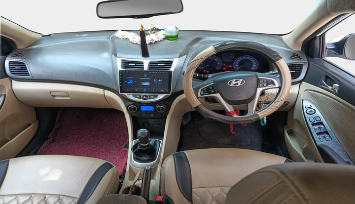 2013 Hyundai Verna FLUIDIC 1.6 CRDI SX, Diesel, Manual, 67,790 km, interior